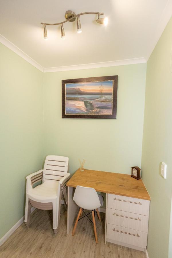 Salty Corner Cottage Swakopmund Exterior foto